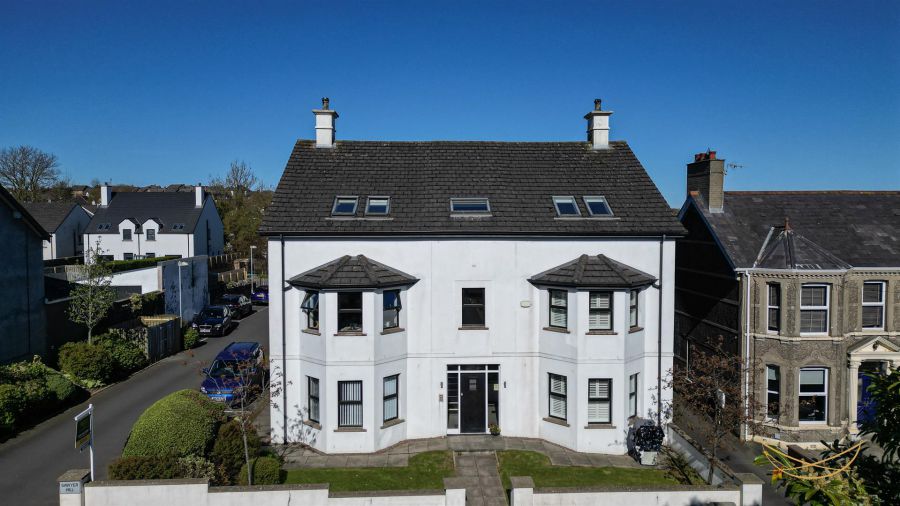 6 Sawyer Hill, Ballyclare, BT39 9WA