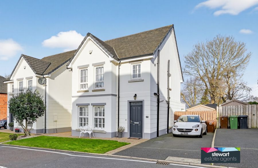 15 Harlow Green, Moira, BT67 0XH