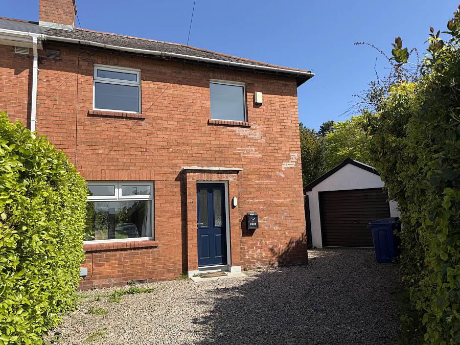 17 Chesham Crescent, Belfast, BT6 8GW