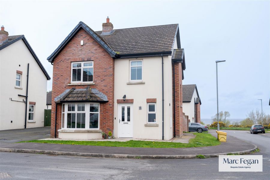 8 Loughview Grange, Gawleys Gate, Craigavon, BT67 0XF
