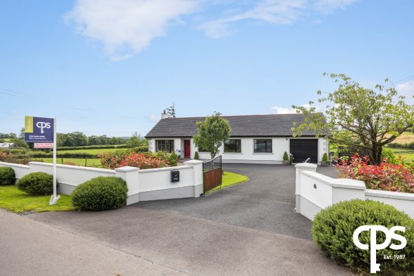 57 Tullynore Road, Hillsborough, BT26 6QE