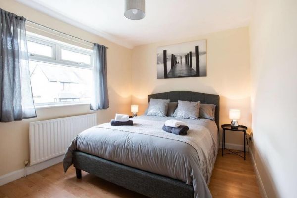 155 Joanmount Gardens, Belfast, BT14 6NZ