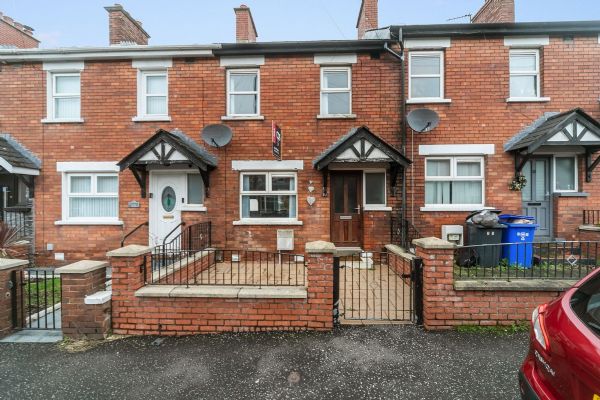 18 Hesketh Road, Belfast, BT14 7JU