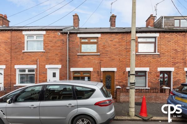 31 Iris Drive, Belfast, BT12 7BJ