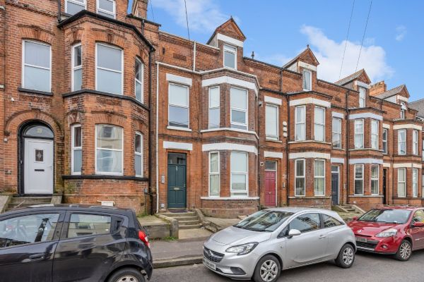 Apt 3, 27 Camden Street, Belfast, BT9 6AT