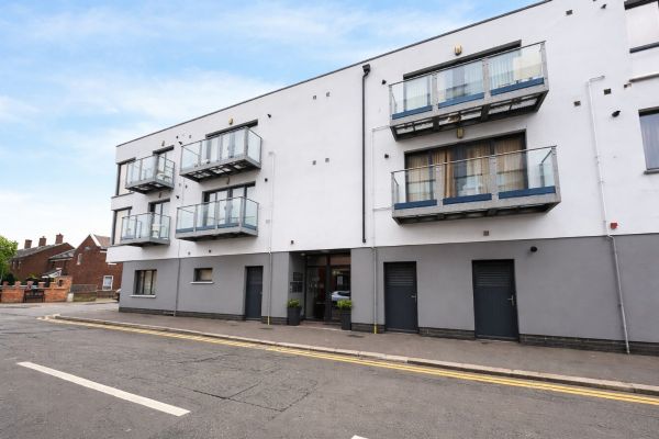 Apt 4 Ivy House, 1 Walnut Street, Belfast, BT7 1FB