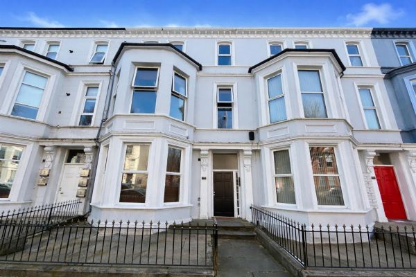 Apartment 2, 111 Eglantine Avenue (5 Month Lease), Belfast, BT9 6EX