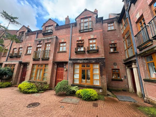 17 The Cloisters, Belfast, BT7 1GD