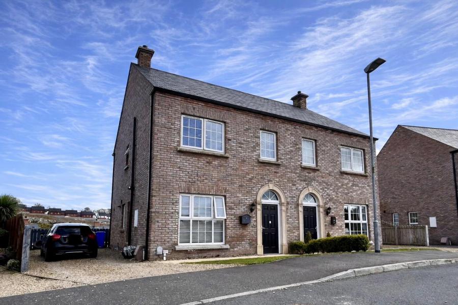 7 Cherrymount Green, Enniskillen, BT74 4GX
