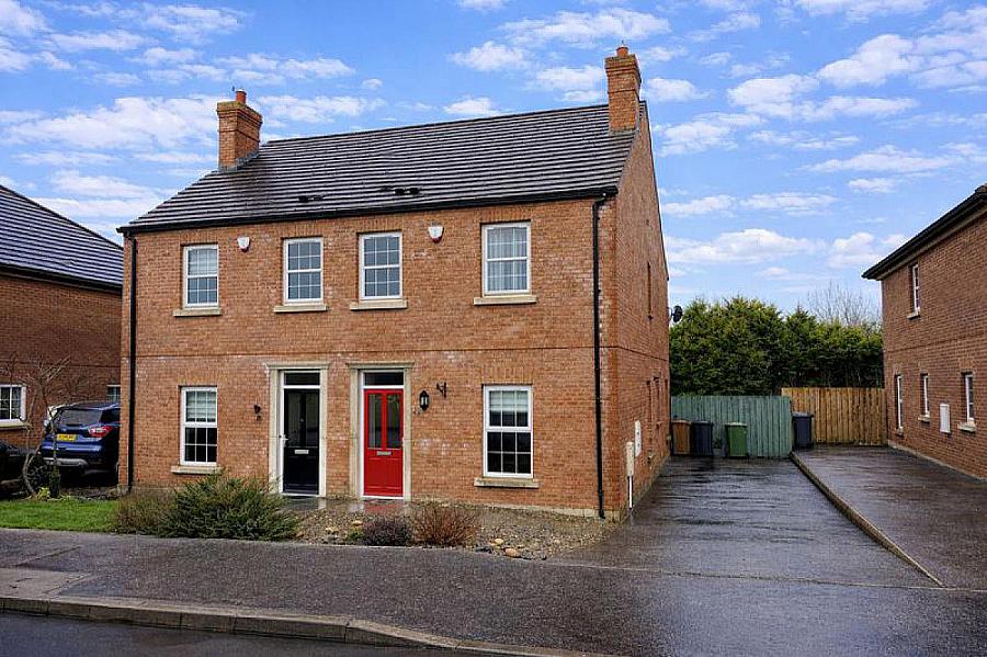 6 Old Coach Hill, Banbridge, BT32 3ZF