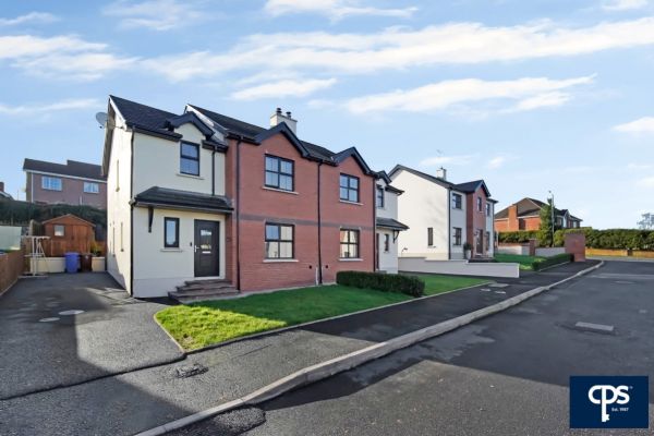 5 Lower Retreat, Omagh, BT79 0FN