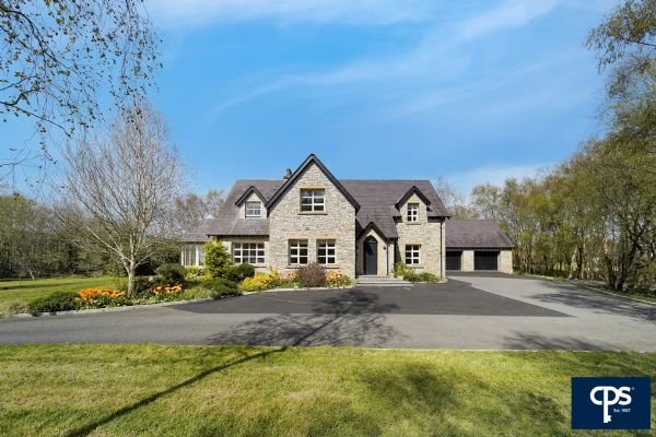 11 Hawthorn Road, Omagh, BT79 7ND