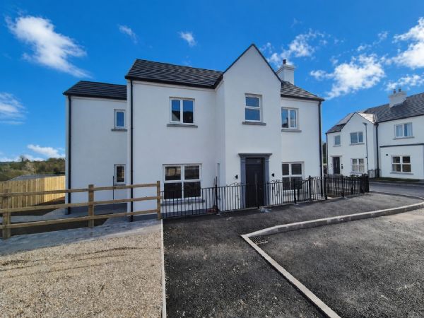 3 Dergmoney View, Omagh, BT78 1FF