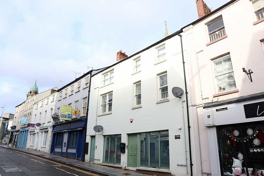 Apt          Bridge Street, Lisburn, BT28 1XZ