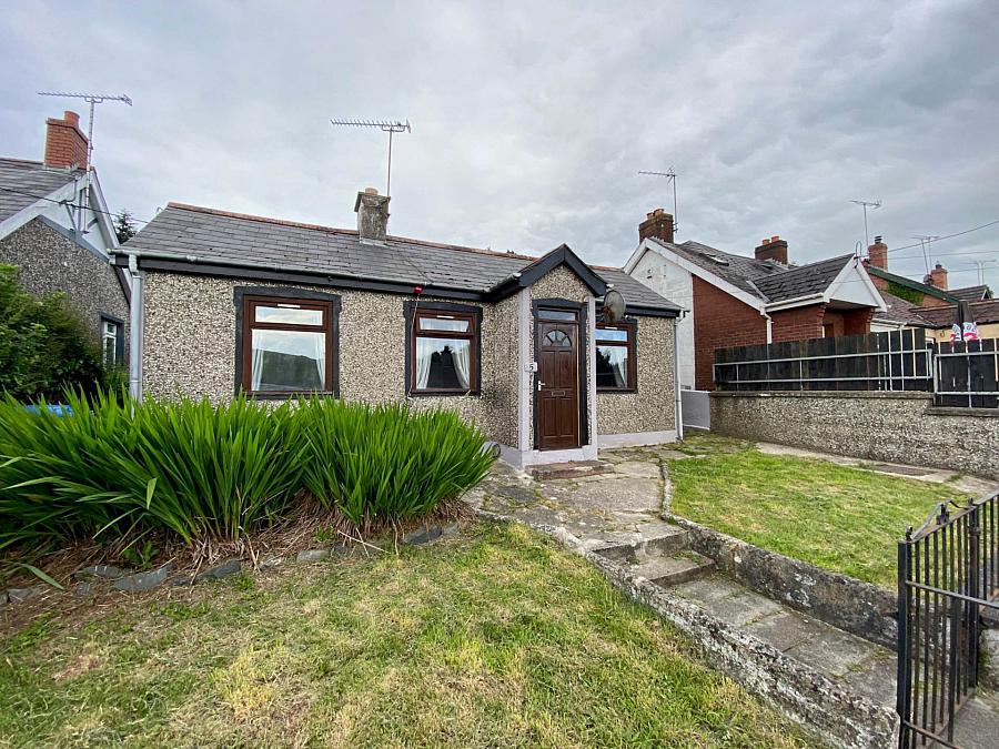 5 Lisburn Road, Ballynahinch, BT24 8BL