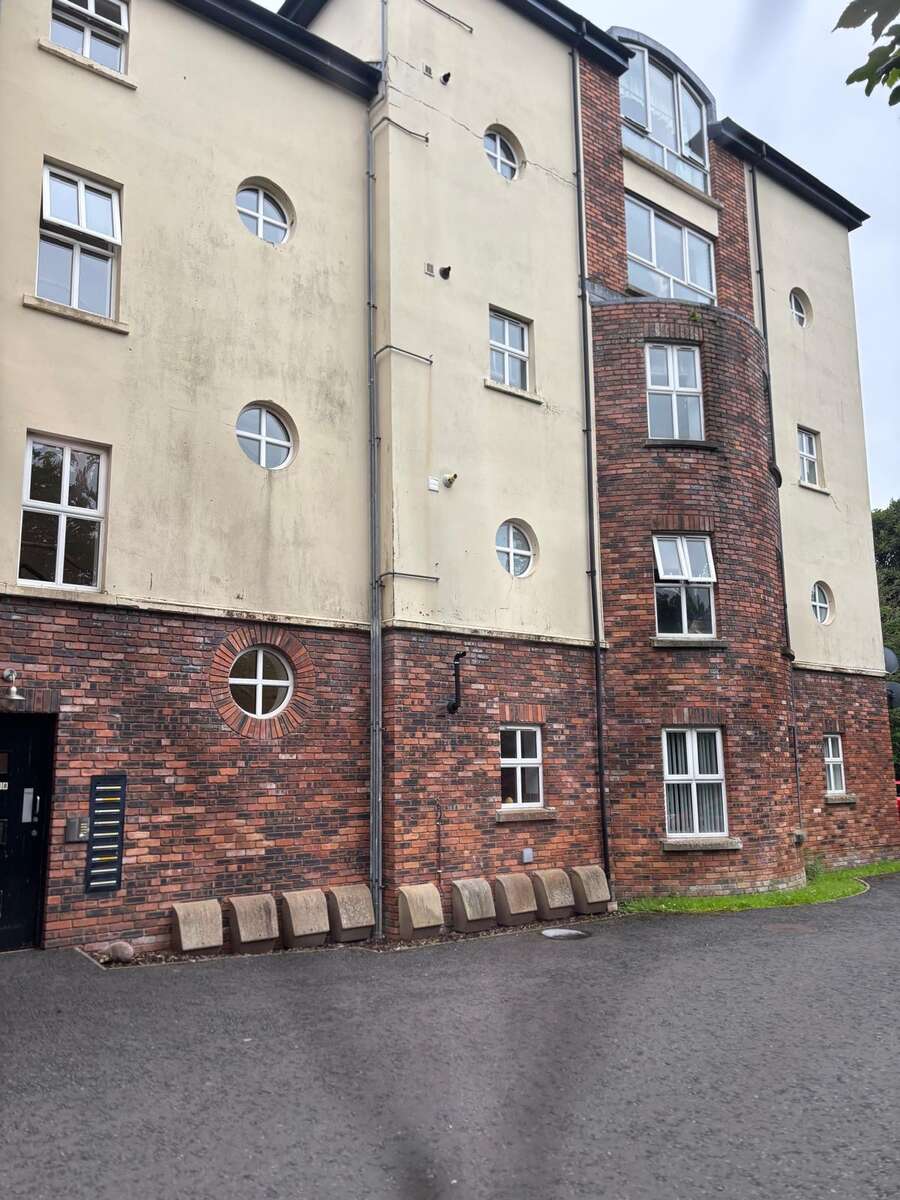 12 Shell Hill News, Coleraine, Colerane, BT52 2JJ