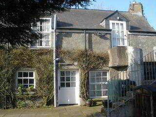 Dougal Cottage, 79 Ballyclough Road, Bushmills, BT57 8TP