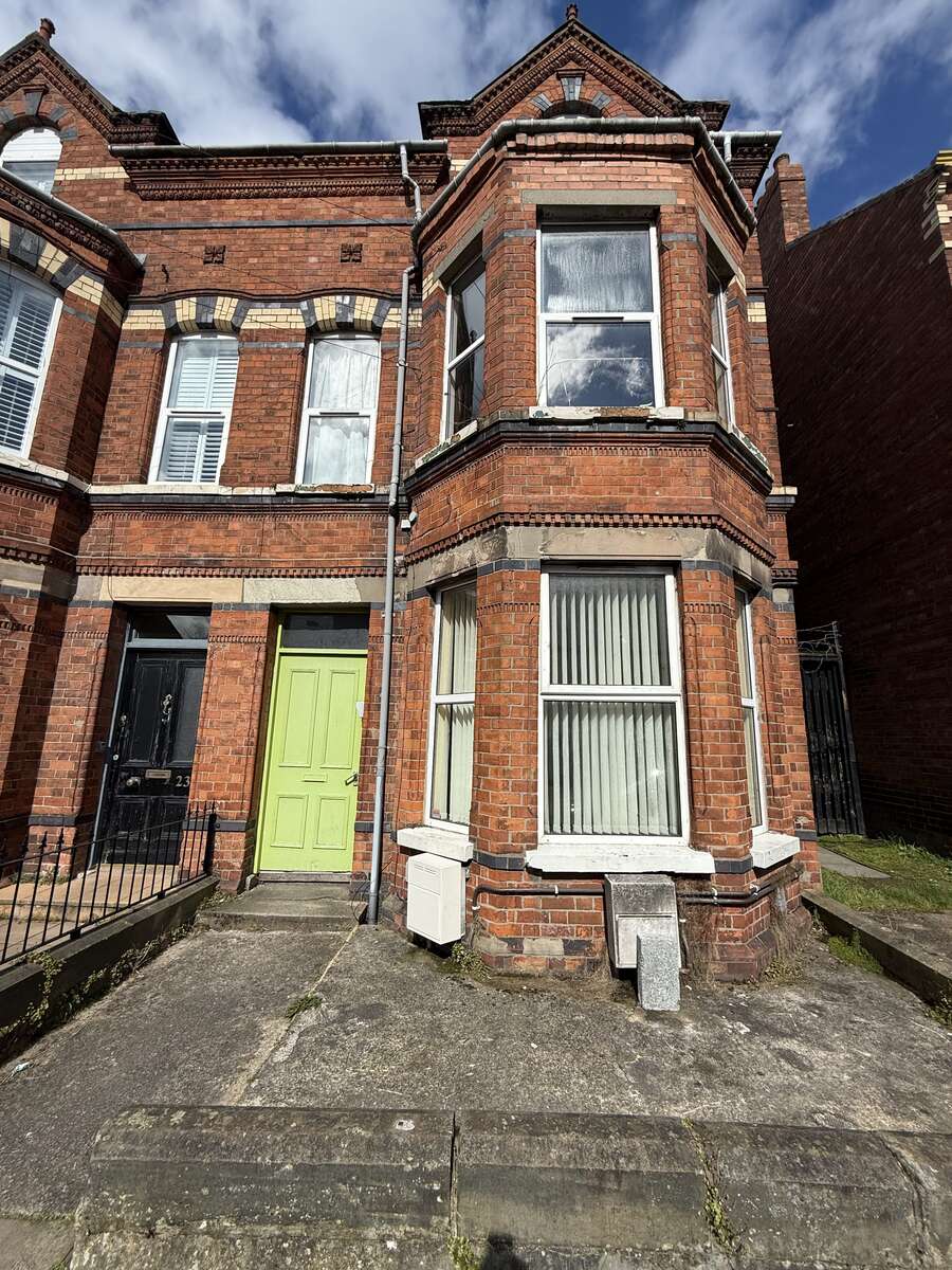 Flat 1 21 Ashley Avenue, Belfast, BT9 7BT
