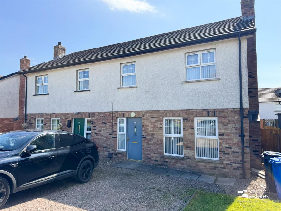 35 Lindara Park, Larne, BT40 2GD