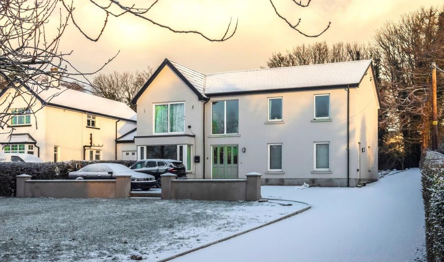 114 Belfast Road, Antrim, BT41 2BA