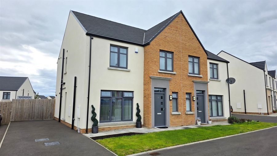 68 Ferrard Grange, Antrim, BT41 4FU