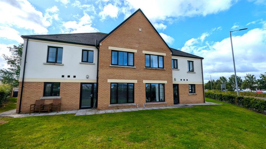 21 Ferrard Green, Antrim, BT41 4FR