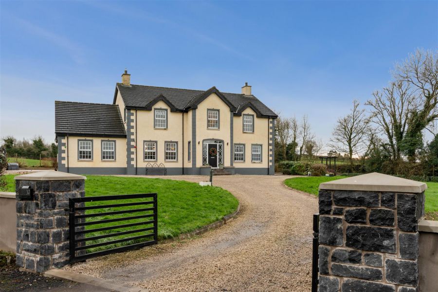 30 Eskylane Road, Antrim, BT41 2LL