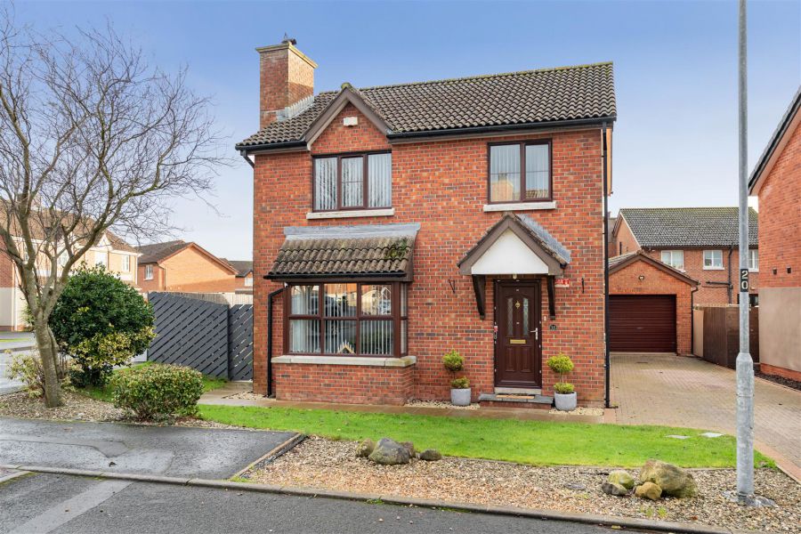 15 Meadow Lands, Antrim, BT41 4EU
