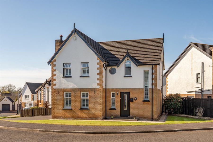 10 Edgewood Court, Antrim, BT41 4PG