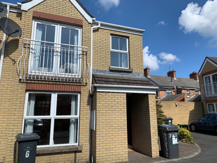 7 St Judes Square, Belfast, BT7 2WA