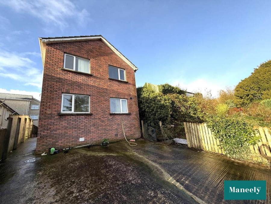 156E Moore Street, Aughnacloy, BT69 6AA