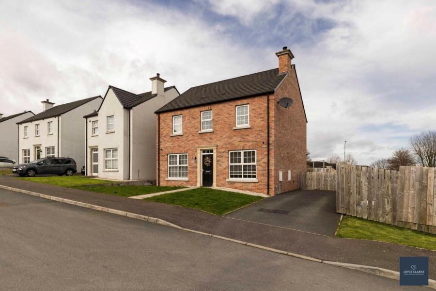 49 Dicksons Wood, Craigavon, BT65 5FA