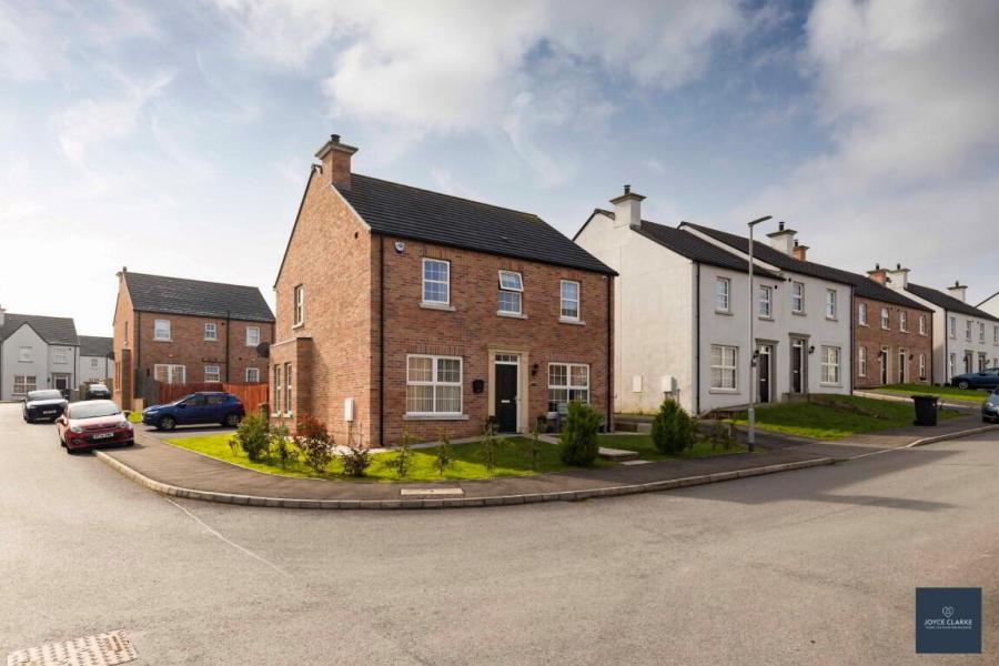 57 Dicksons Wood, Craigavon, BT65 5FA