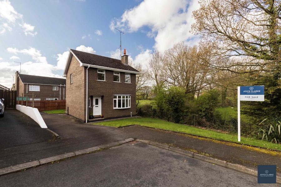 61 Kensington Park, Portadown, BT63 5PQ