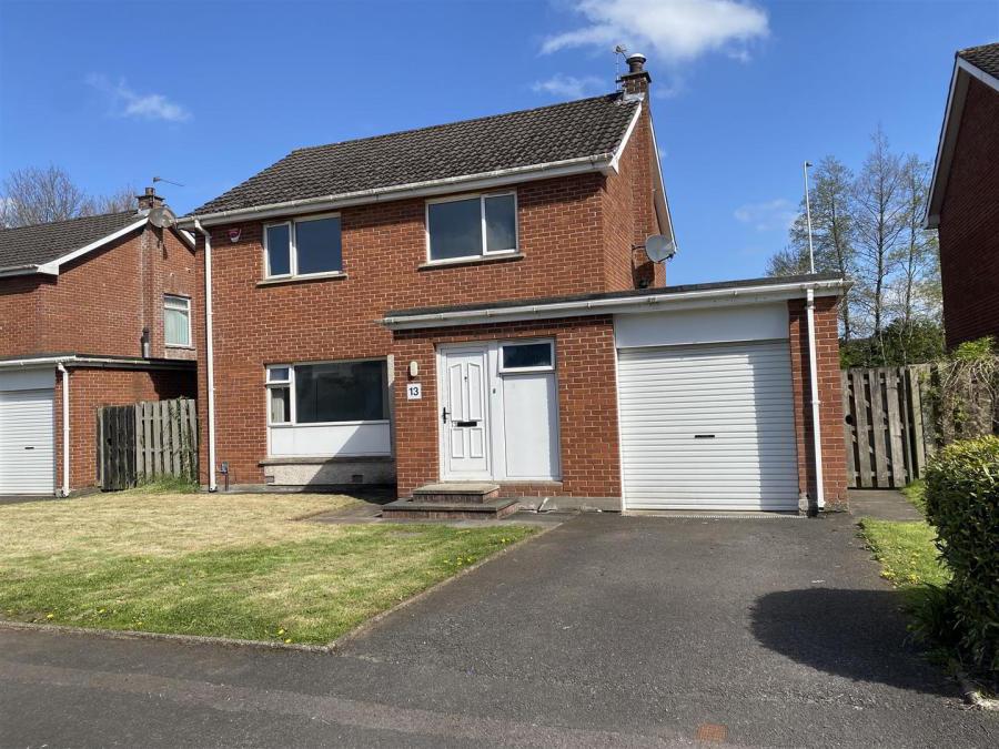13 Hamilton Gardens, Lisburn, BT28 2BD