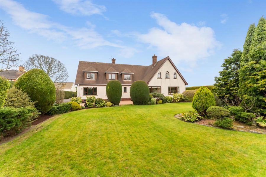 343 Comber Road, Carryduff, Lisburn, BT27 6TB