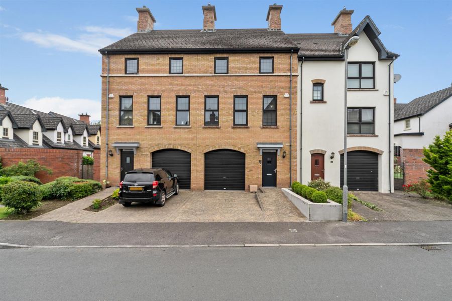 4 Bracken Hill Avenue, Ballymaconaghy Road, Belfast, BT8 6ZS