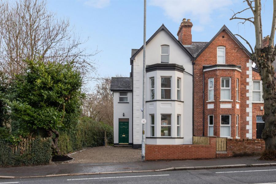 686 Ravenhill Road, Ormeau, Belfast, BT6 0BZ