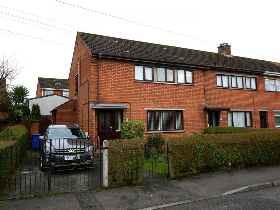 15 Grays Park, Belvoir, Belfast, BT8 7QH