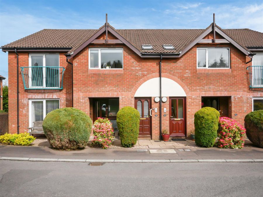 20 Queensfort Court, Carryduff, Carryduff, BT8 8NF