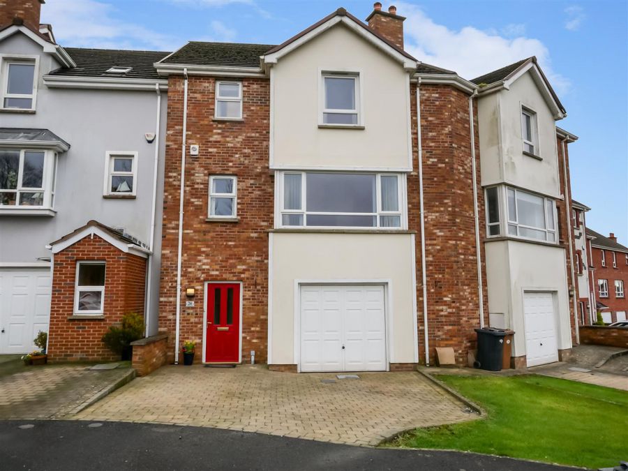 26 Danesfort Park, Carryduff, BT8 8FG