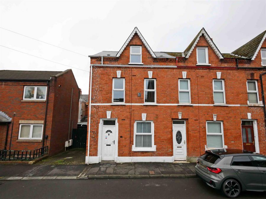 27 Park Parade, Belfast, BT6 8GG