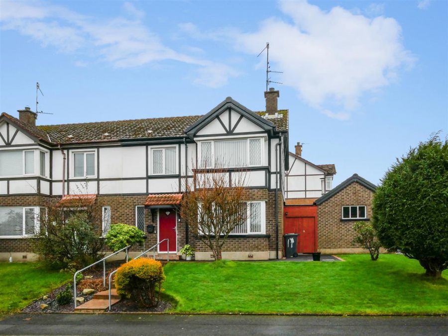 17 Finsbury Avenue, Cairnshill Road, Belfast, BT8 6GW