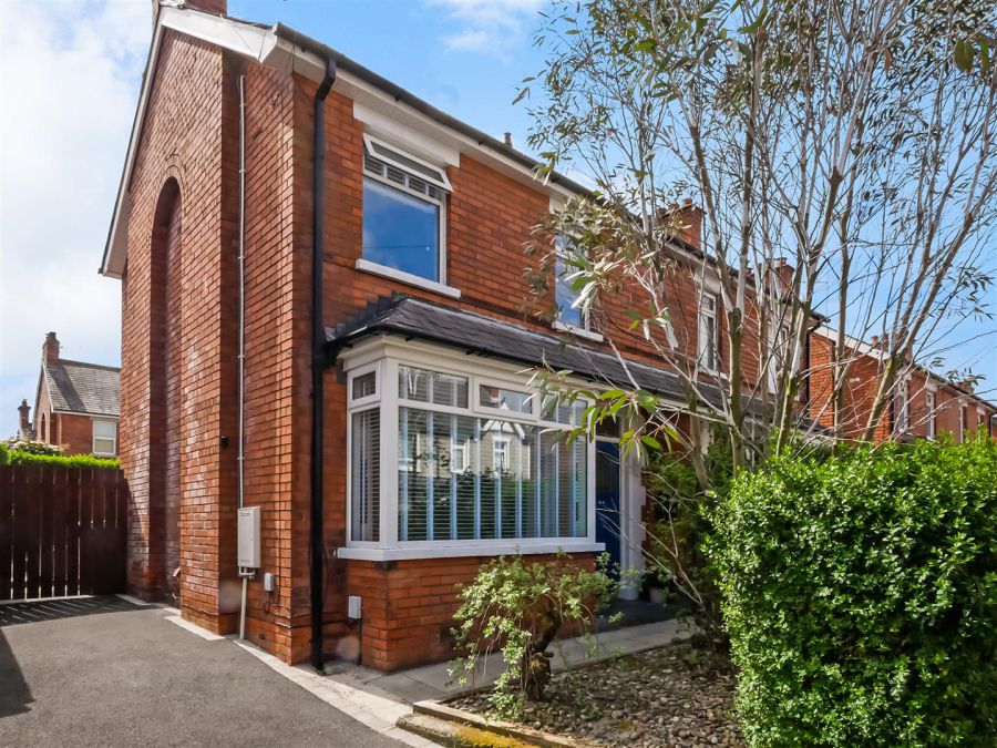 27 Loopland Park, Cregagh Road, Belfast, BT6 9DY