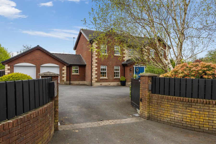 10 Beechill Road, Saintfield Road/Purdysburn, Belfast, BT8 7PT