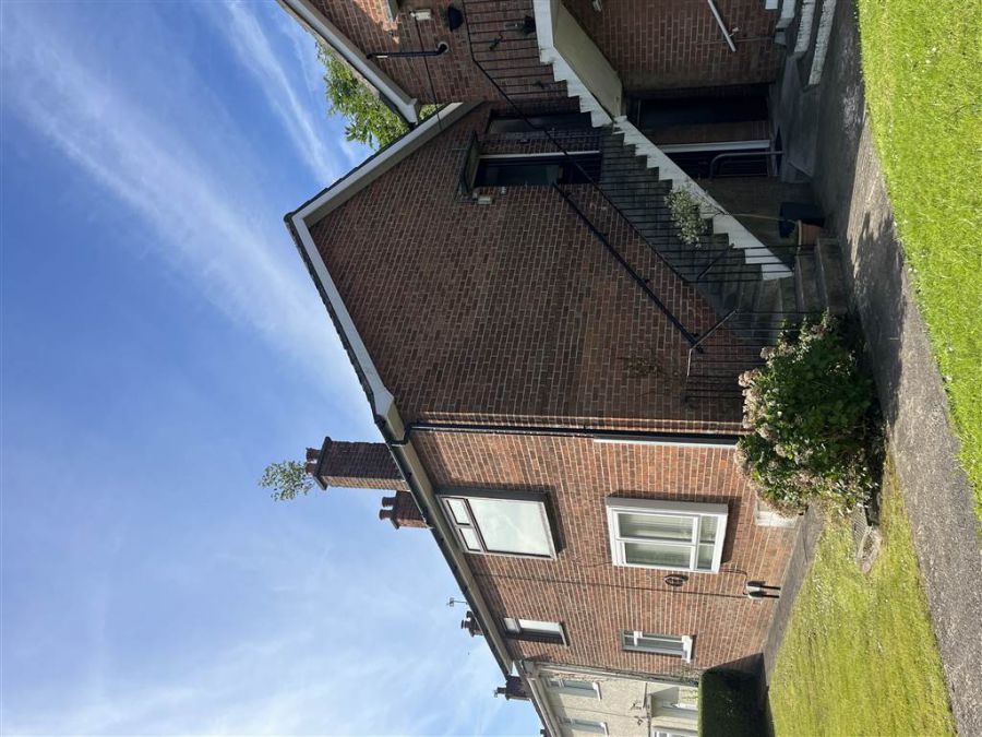 145B Belvoir Drive, Belvoir, Belfast, BT8 7DP