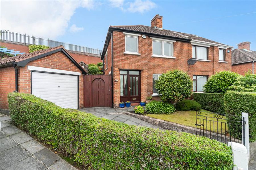 139 Knockbreda Park, Knockbreda, Belfast, BT6 0HE