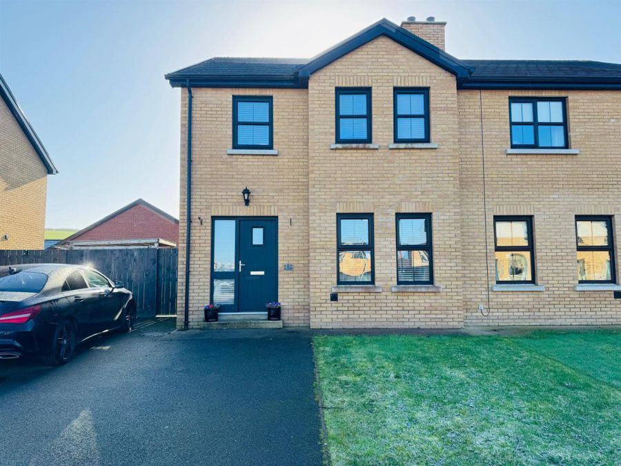 15 Bracken Gate, Strabane, BT82 8FE