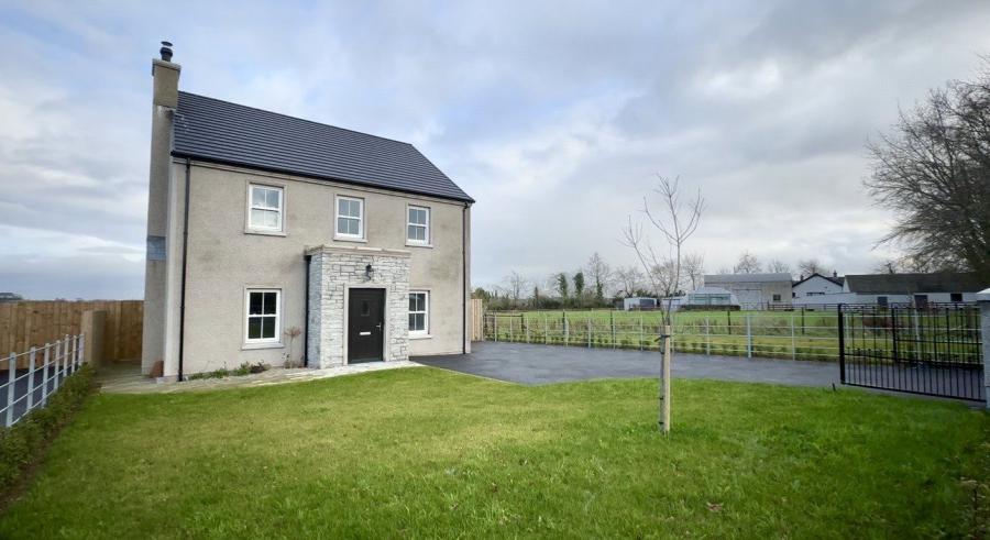 Corrigan Hill Road, Dungannon, County Armagh, BT71 6SL