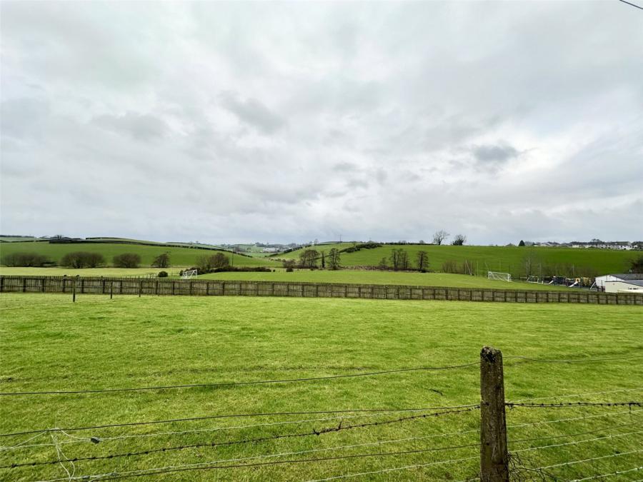 Annaginny Road, Dungannon, County Tyrone, BT71 4EA